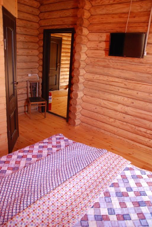 Guest house Ozernaya Tscholponata Exterior foto